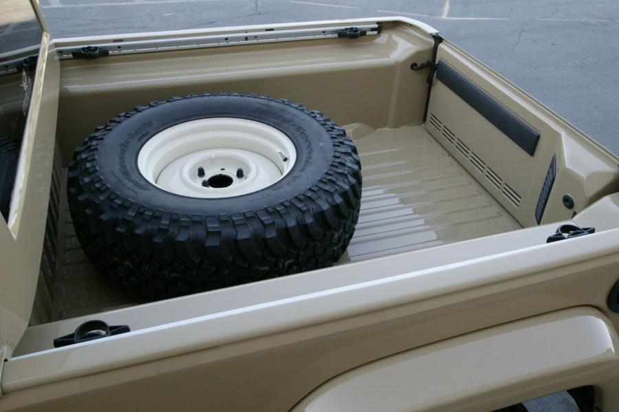  Jeep Wrangler JT Concept 2007 года  (фото 23 из 54)